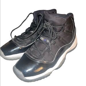 Air Jordan 11 Retro Space Jam 2016 6.5 Youth (8 Women’s)
